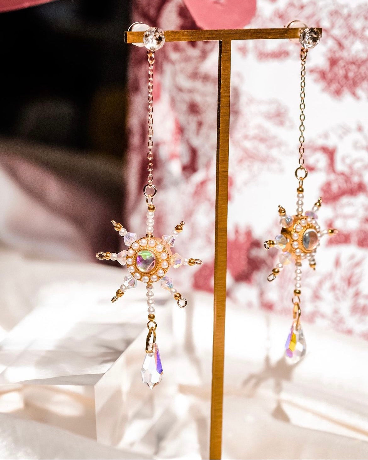 The Polar Star | Designer earrings - craftsmanship - pearls and crystal