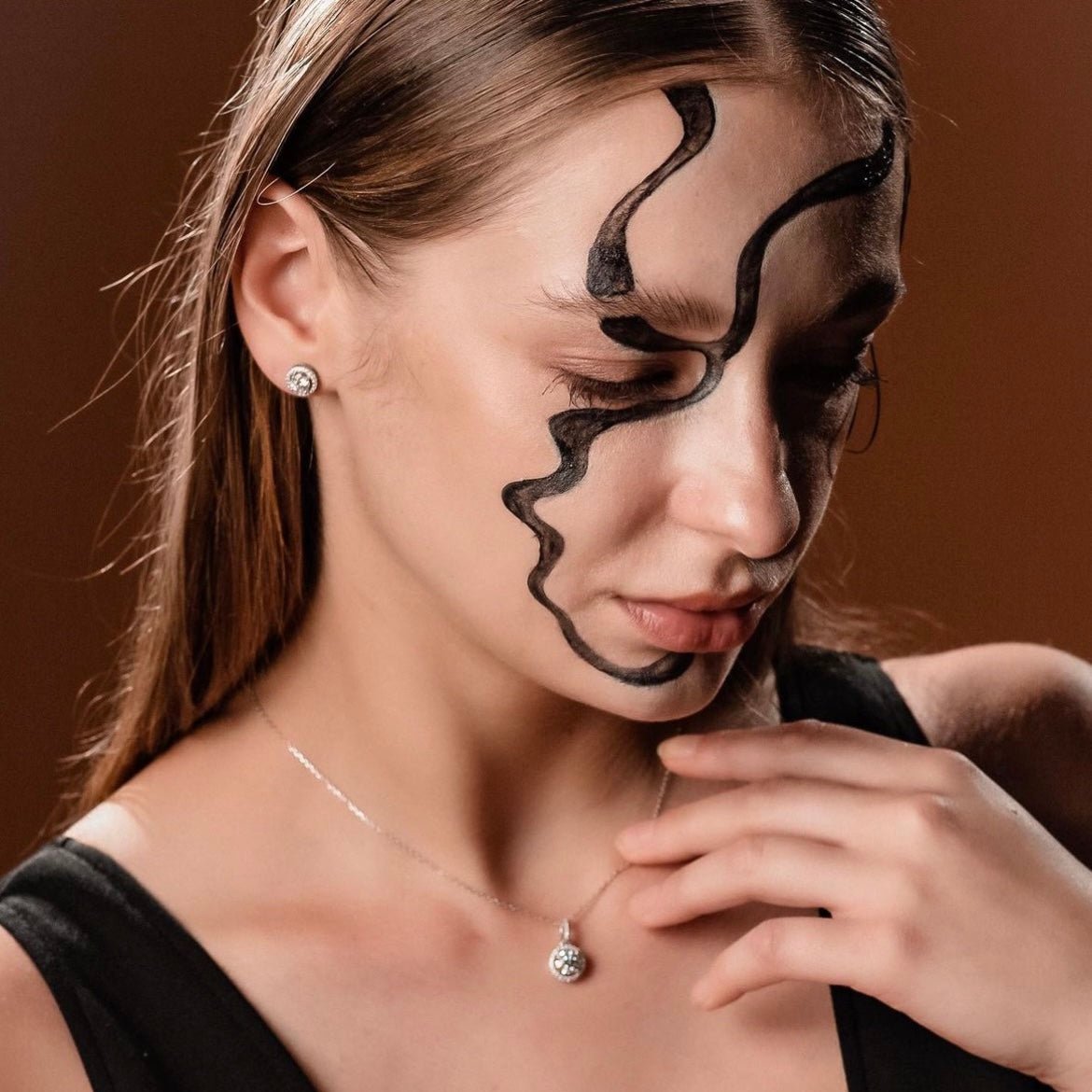 Does Eternity mean forever | Ethical diamond - Earrings & Necklace - Simply elegance