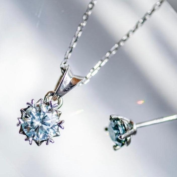 A Midsummer Night's Dream | 0.5 carat diamond earrings & 1 carat diamond necklace - blue/green