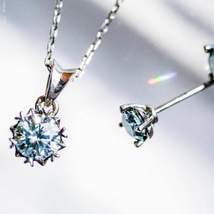 A Midsummer Night's Dream | 0.5 carat diamond earrings & 1 carat diamond necklace - blue/green
