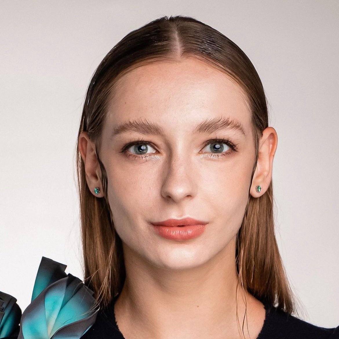 A Midsummer Night's Dream | 0.5 carat diamond earrings & 1 carat diamond necklace - blue/green