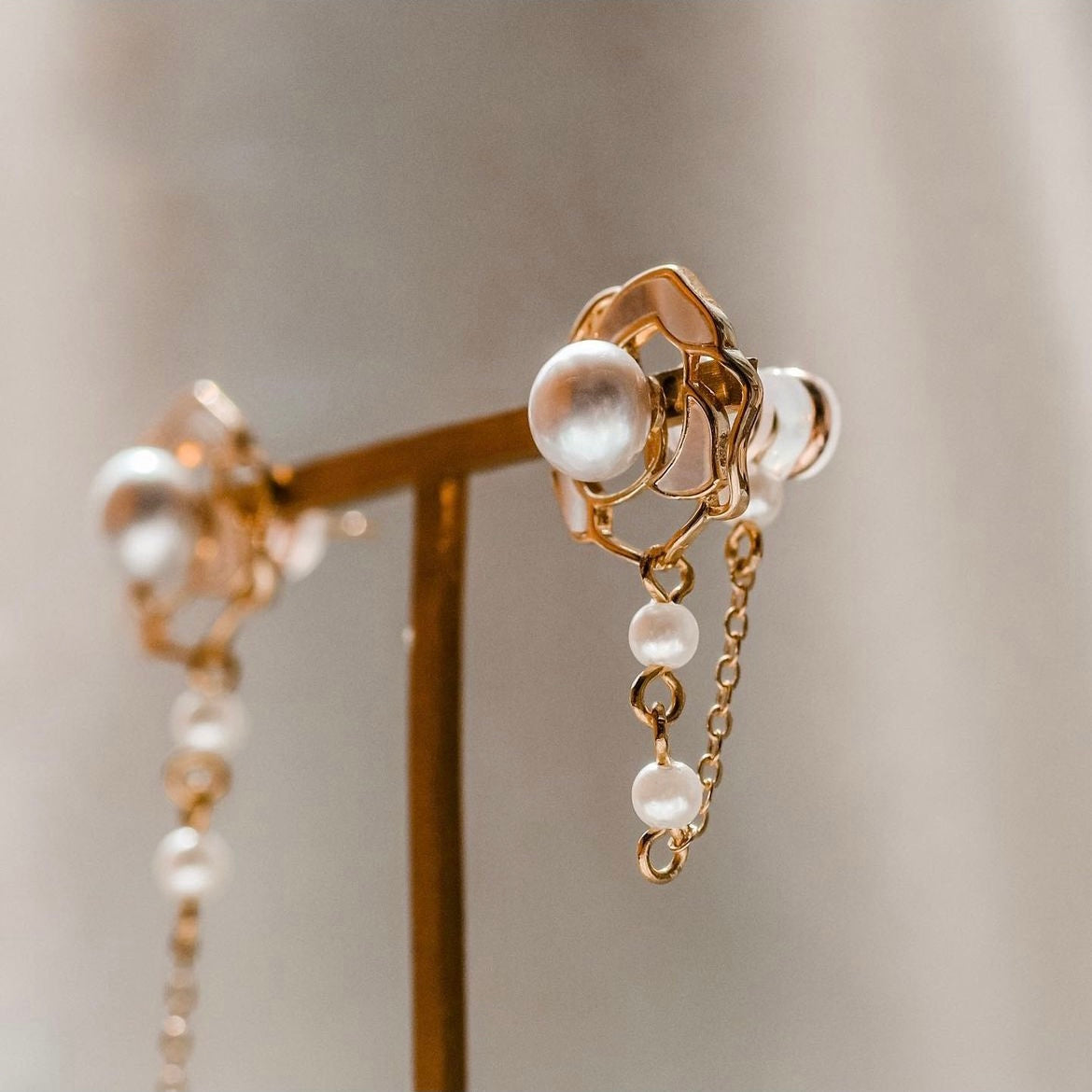 Camellia | Two- way Camellia Japonica earrings - Designer earrings