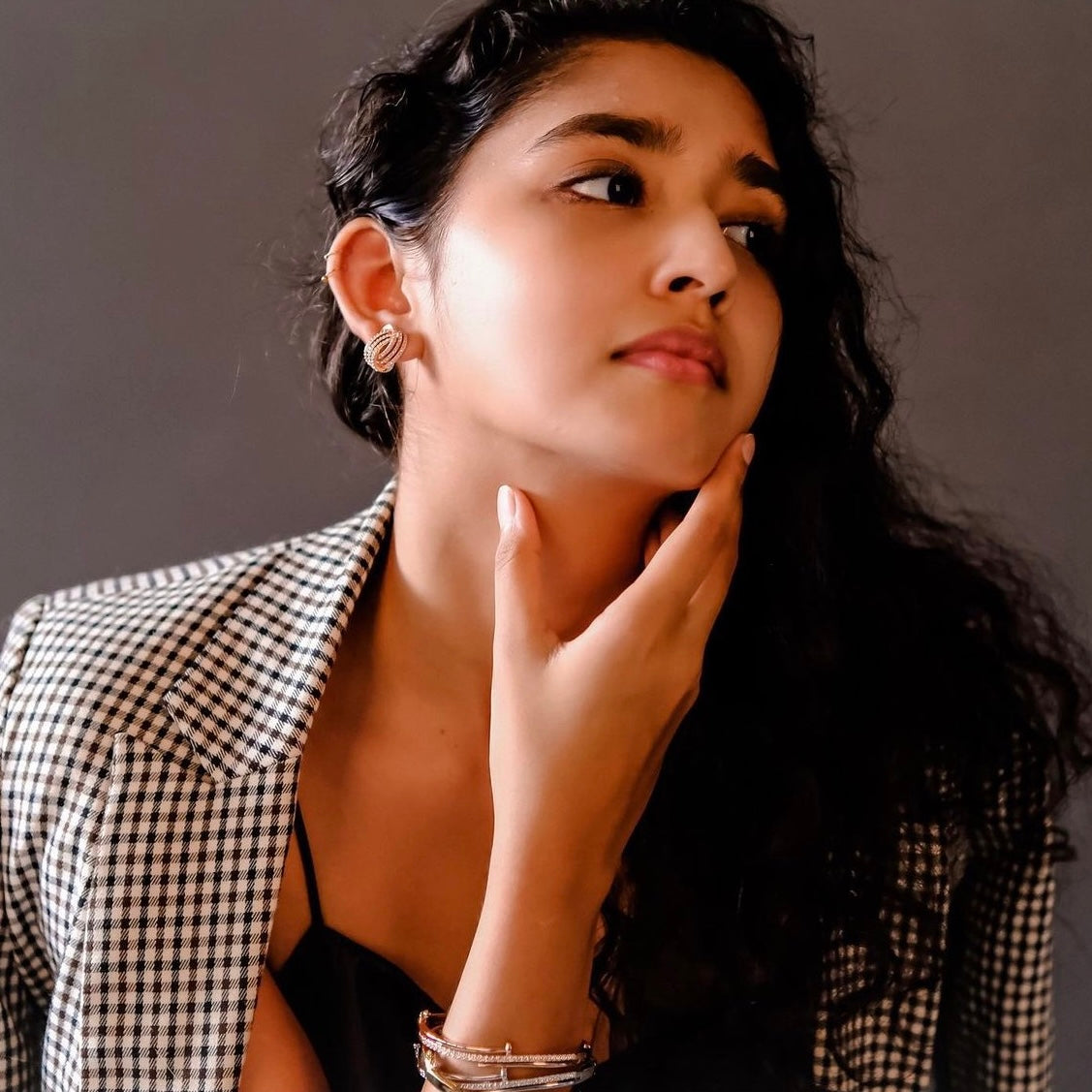 Seashell | 168 pc of Swarovski crystals | Luxurious classic design - Elegance