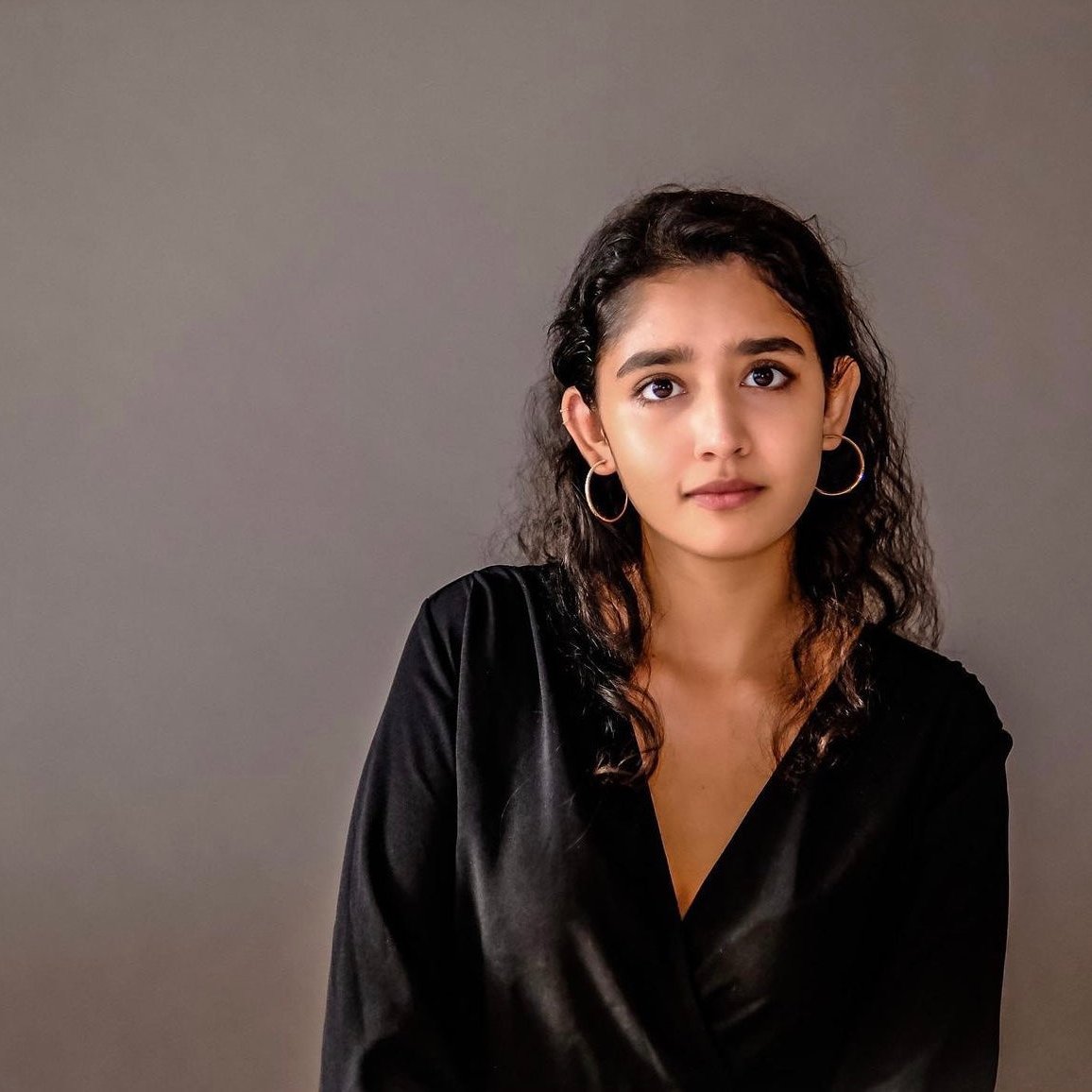 Halo | 4 am Perfect Size earring hoop | Swarovski crystal &18k Gold