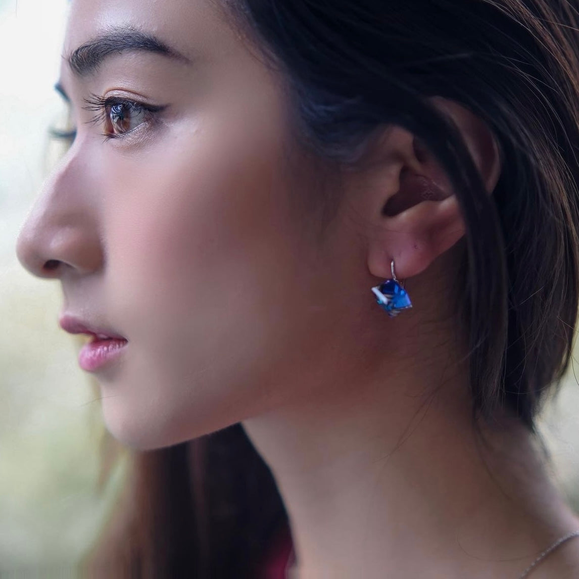 Imaginary | Blue- Transparent crystal cube earrings | Platinum/ Rosegold