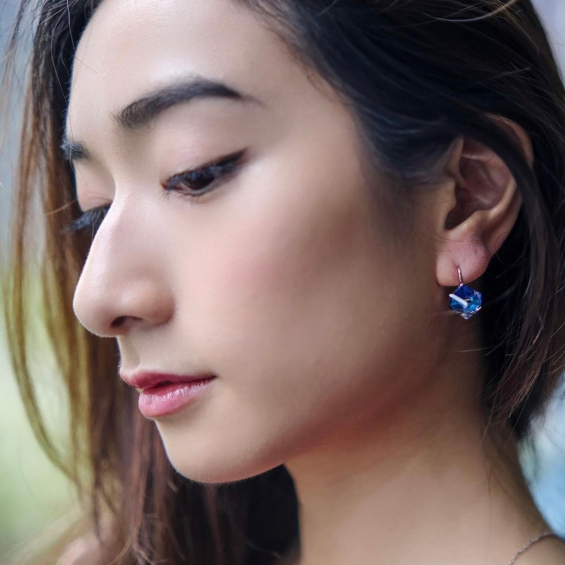 Imaginary | Blue- Transparent crystal cube earrings | Platinum/ Rosegold
