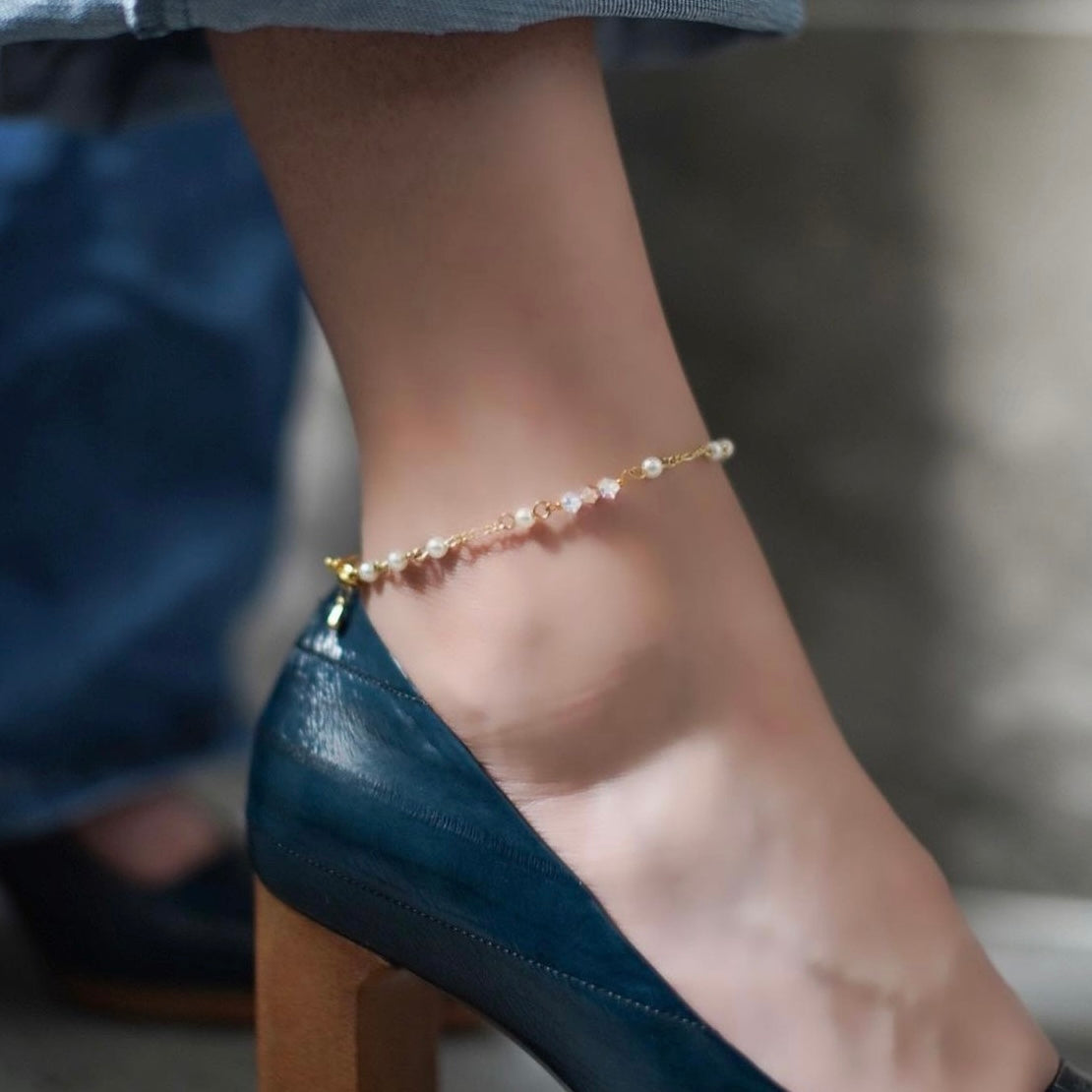 Rome City | 2- way anklet | Pearls chain - Princess crystal/ coin charm - vintage elegance