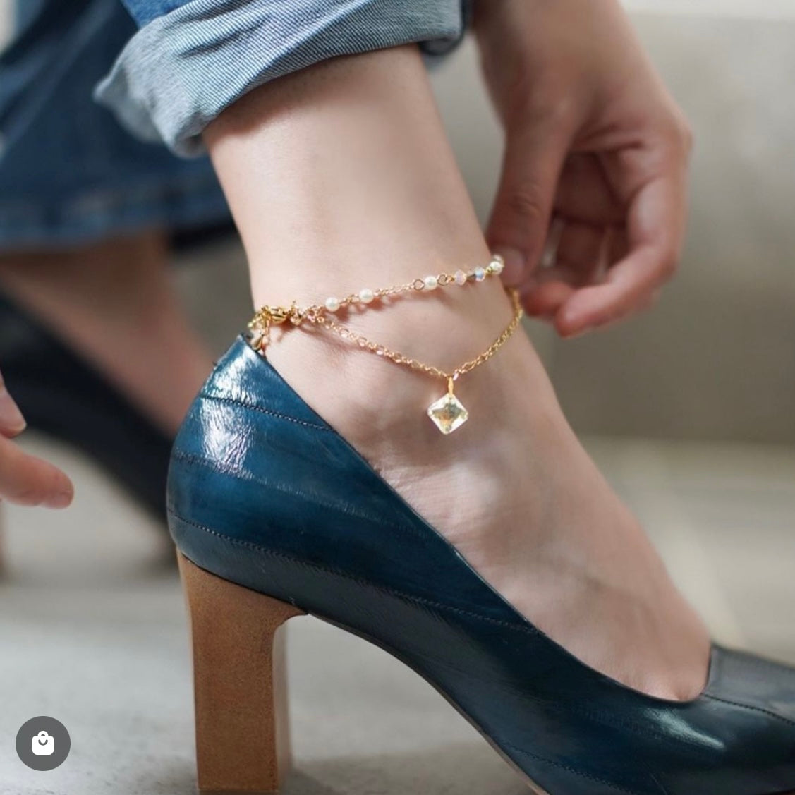 Rome City | 2- way anklet | Pearls chain - Princess crystal/ coin charm - vintage elegance