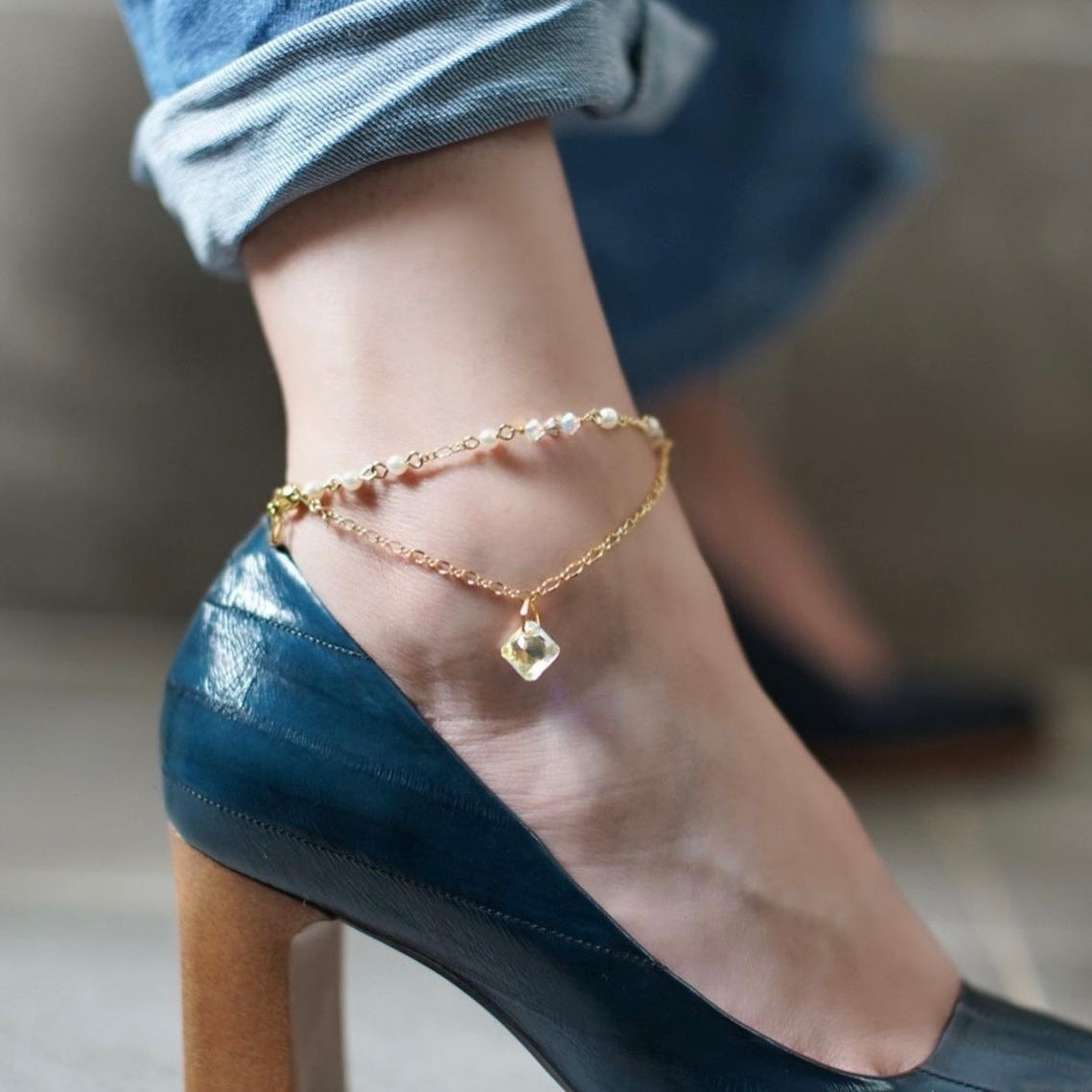 Rome City | 2- way anklet | Pearls chain - Princess crystal/ coin charm - vintage elegance