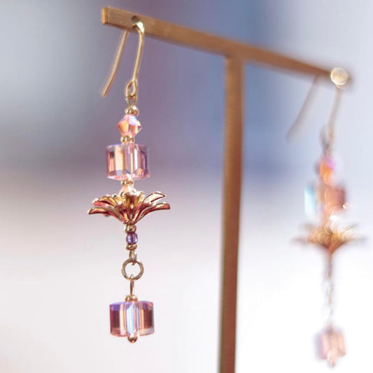 Peach Blossoms| Peachy color tone - floral - Cube crystals - Dreamy earrings