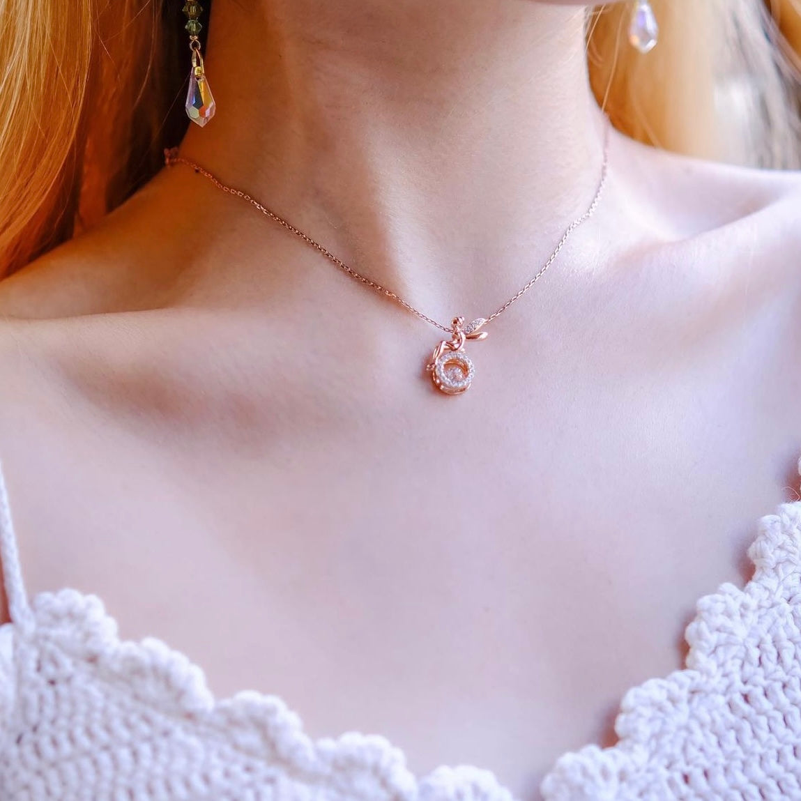 Tinkle Tinkle | Dancing stone fairy necklace | classy and dreamy