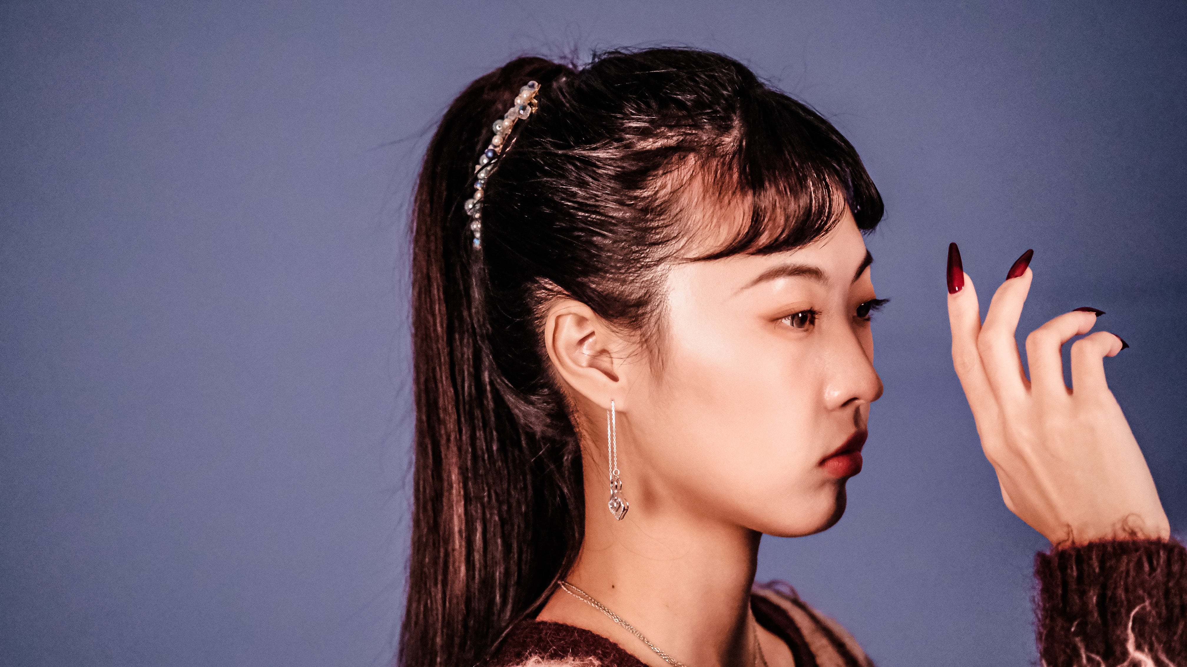 Remember my name | Collection Spirited Away - Adjustable 925Silver earrings with dancing stone plated with 18k whitegold (Swarovski crystals)