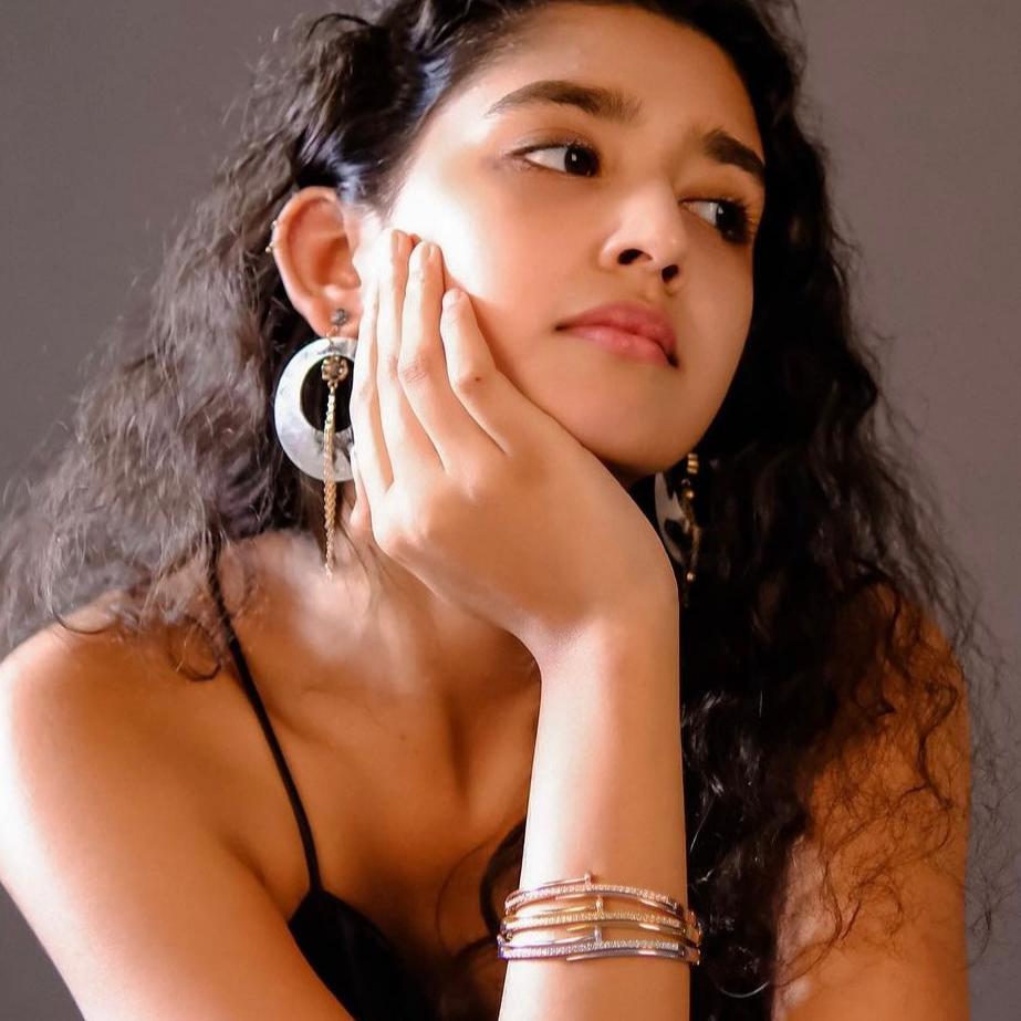 Meseket| Classy Bangle with a lock