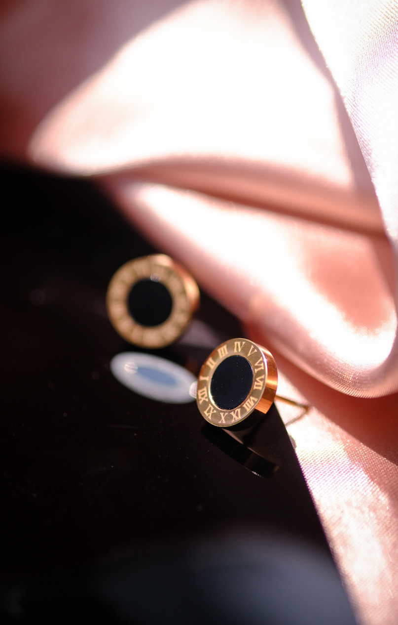 Timeless - Titanium - 100% Anti Rust - Suitable for sensitive skin